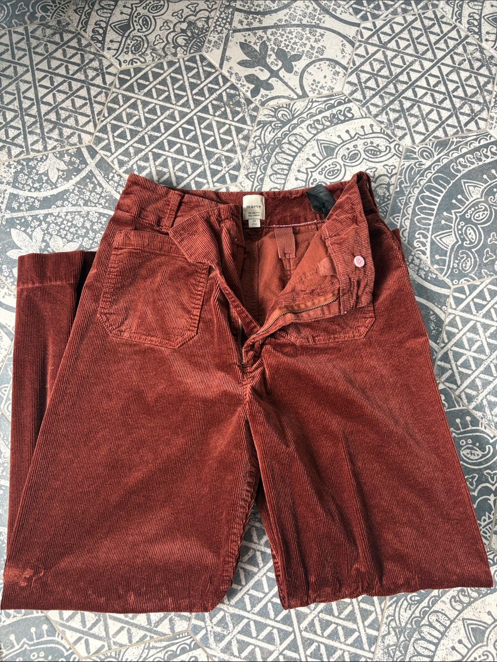 Women’s Corduroy Pants in Rust Red